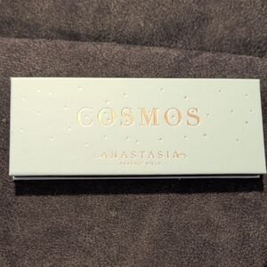 Anastasia Beverly Hills Cosmos Light Blue Palette